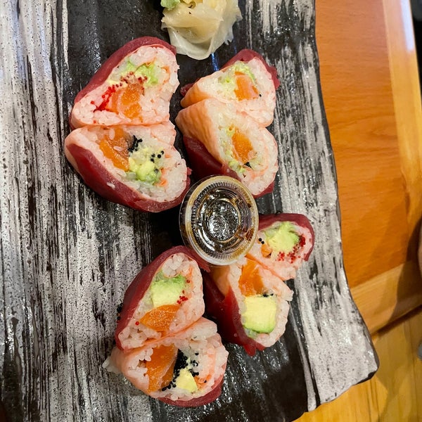 12/6/2021 tarihinde Alejhandro L.ziyaretçi tarafından Zen Ramen &amp; Sushi'de çekilen fotoğraf