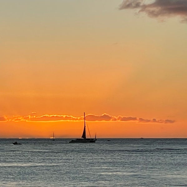 Photo taken at Outrigger Reef Waikiki Beach Resort by Miss M. on 1/27/2022
