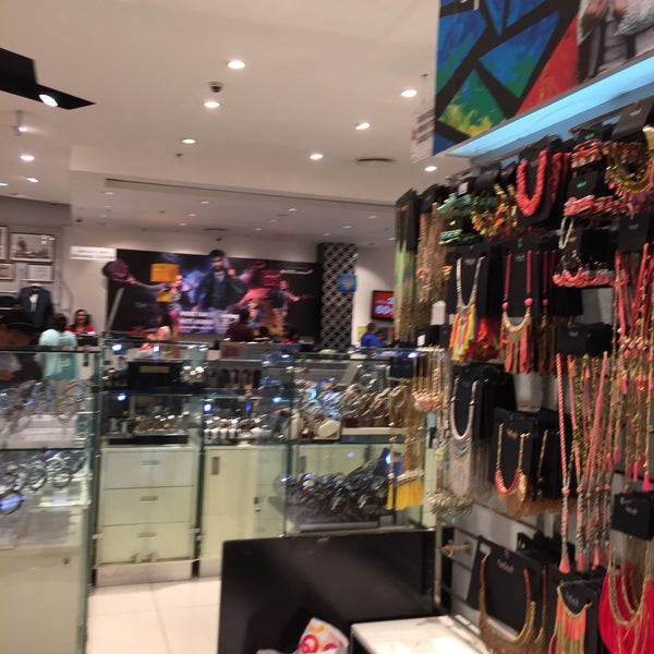 Photos at Centerpoint Clothing Store in Dubai