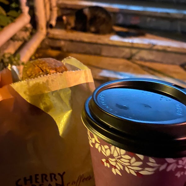 8/21/2021 tarihinde Abbas T.ziyaretçi tarafından Cherrybean Coffees'de çekilen fotoğraf