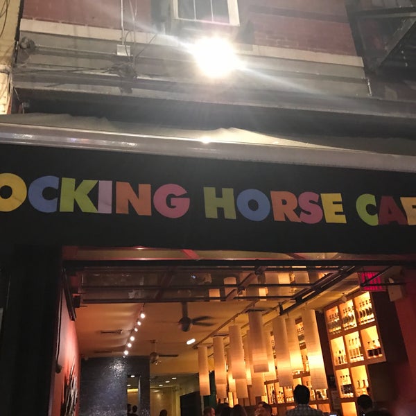 10/21/2016にDavid S.がRocking Horse Cafeで撮った写真