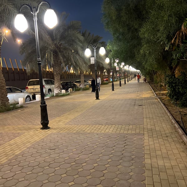 Foto tirada no(a) King Abdullah Road Walk por A em 4/22/2024