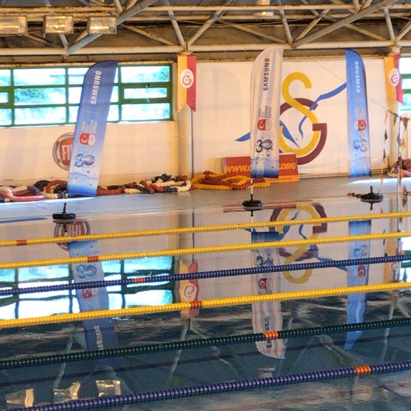 5/12/2018にYeliz E.がGalatasaray Ergun Gürsoy Olimpik Yüzme Havuzuで撮った写真