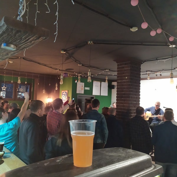 Бар свои дубна внутри интерьер. Бар свои дубна. My bar уфа 50 лет. Дубна бар свои адрес. Бар свои дубна.