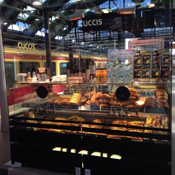 Cuccis Sandwich Place In Berlin