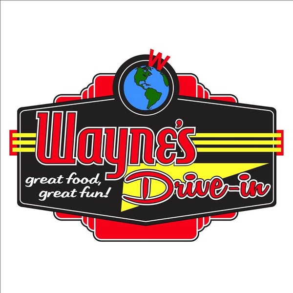 8/17/2015 tarihinde Wayne&#39;s Drive-Inziyaretçi tarafından Wayne&#39;s Drive-In'de çekilen fotoğraf