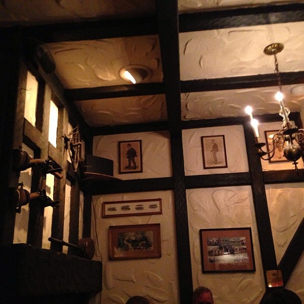 5/9/2013にSteve F.がWhite Horse Tavern &amp; Restaurantで撮った写真