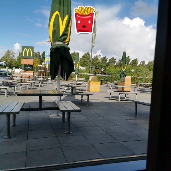 Photo taken at McDonald&#39;s by Cas E. on 10/6/2021