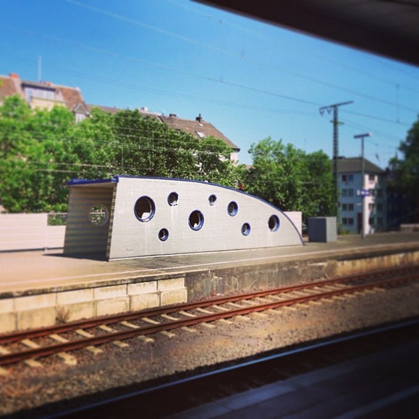 7/21/2013에 Two Beers님이 Bahnhof Köln Süd에서 찍은 사진