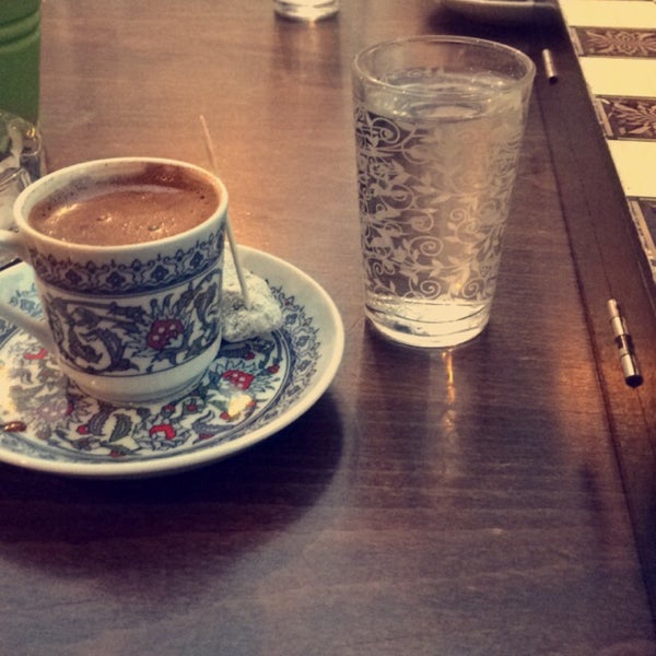 Photo prise au Tosbağa Cafe par Banu A. le7/7/2016