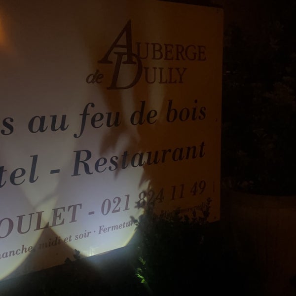 Photo taken at Auberge Communale de Dully by Alreem 🦌 on 9/11/2022