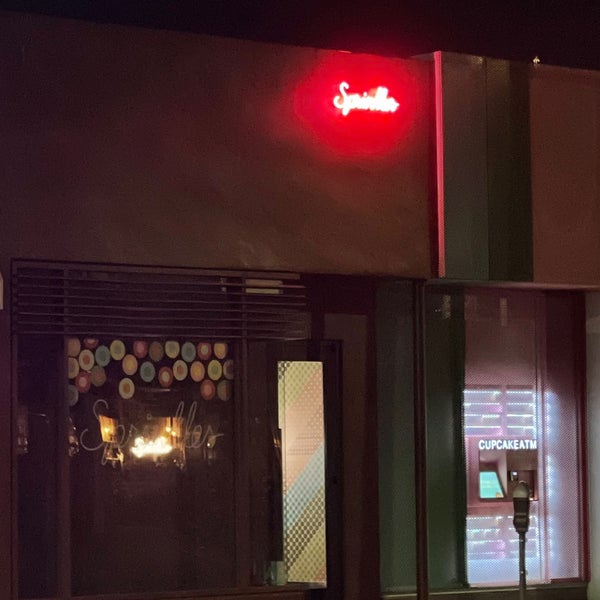 Sprinkles Cupcakes ATM Cupcake Shop in Beverly Hills