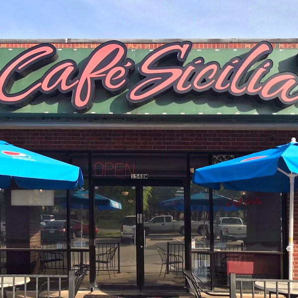 Cafe Sicilia is at 5 minutes drive to the southeast of Bedford dentist Beelman Dental