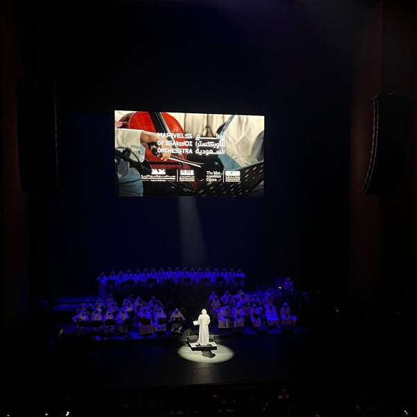 Photo taken at Metropolitan Opera by Nada 🕊️ on 9/18/2023