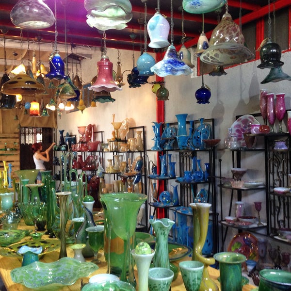 GLASS FACTORY (ΕΡΓΟΣΤΑΣΙΟ ΦΥΣΙΤΟΥ ΓΥΑΛΙΟΥ) Kokkino Horio