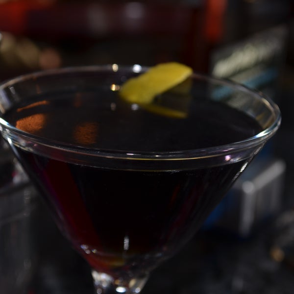 Happy Last TGiF of 2012..Stefan's Blue Curacao Cosmo is sure to please..sip on it while enjoying the Sirloin Empanadas with a Creamy Gorgonzola Sauce..see you at 4:30!