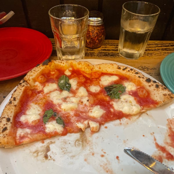 7/25/2023에 Paul D.님이 Tony’s Pizza Napoletana에서 찍은 사진