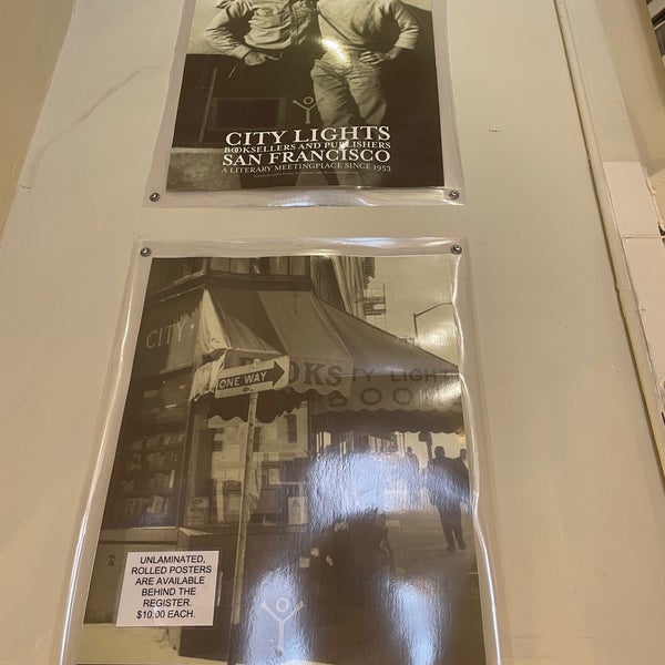 9/12/2022にPaul D.がCity Lights Bookstoreで撮った写真