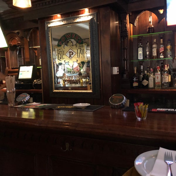 Fantastic friendly Irish bar/sports bar. Burgers are top notch, wings are great, staff was very accommodating. Fine place to watch sports or have dinner! Nice patio as well as a more private upstairs.