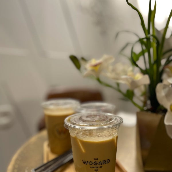 Foto diambil di Wogard Coffee Roasters oleh Mم pada 7/28/2022