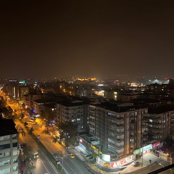 11/27/2021 tarihinde Serkan K.ziyaretçi tarafından Grand Hotel Gaziantep'de çekilen fotoğraf