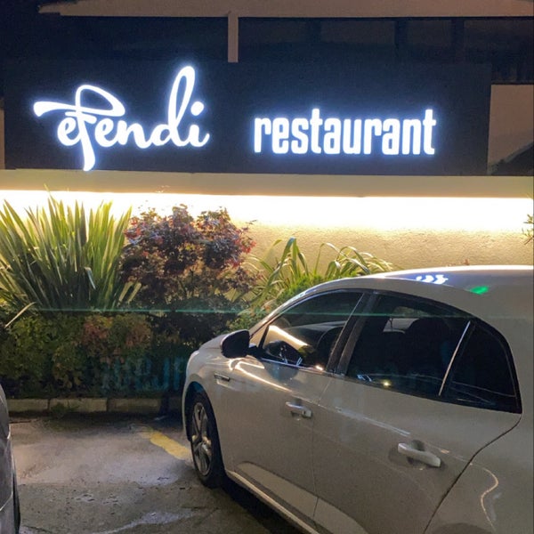 Foto tomada en Efendi Restaurant  por Sefa G. el 9/16/2021
