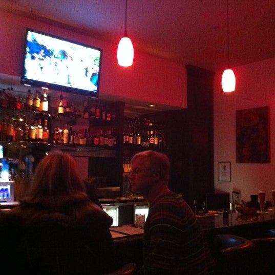 1/11/2013 tarihinde if_ifziyaretçi tarafından Mona Lounge &amp; Cigar Bar'de çekilen fotoğraf