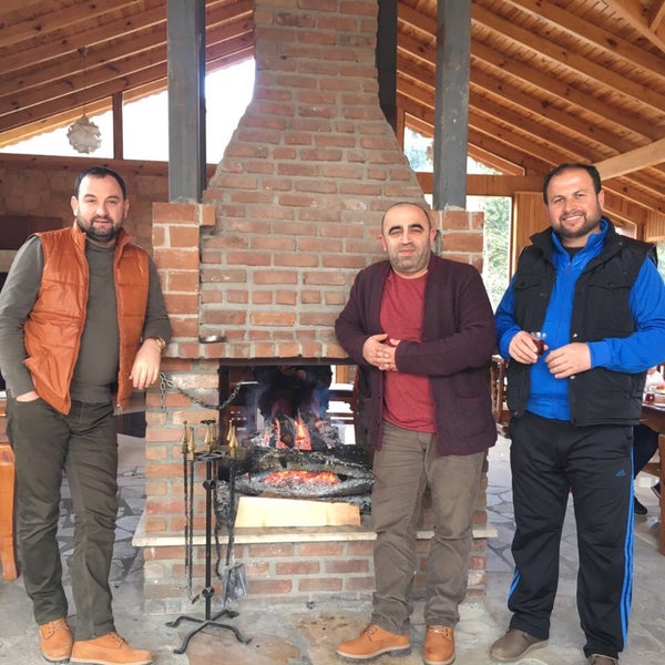 2/12/2017にMesut D.がSağıroğlu Sapanca | Restaurant &amp; Konaklamaで撮った写真