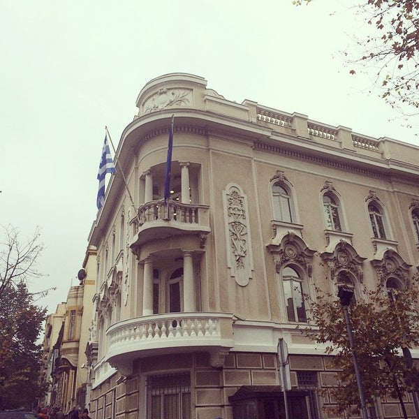 Das Foto wurde bei Ambasada Grčke | Embassy of Greece von Alice am 10/29/2014 aufgenommen