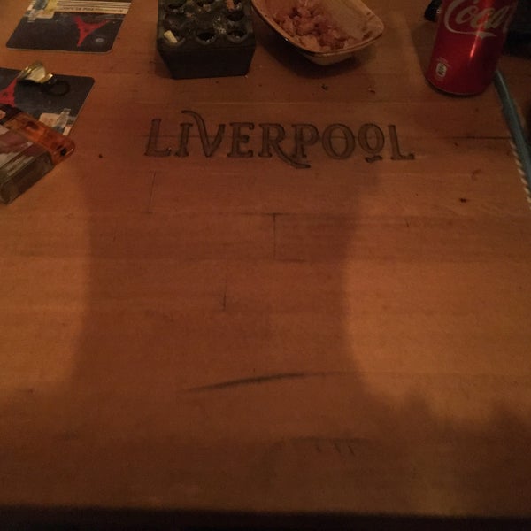 Foto tirada no(a) Liverpool Pub por Turgay K. em 8/18/2020