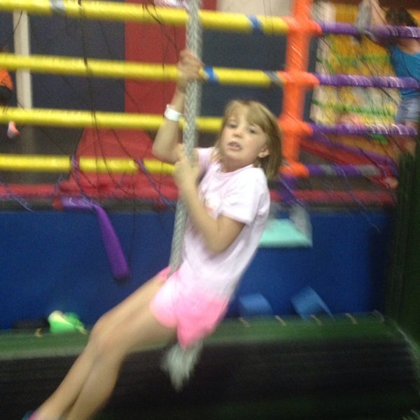 Photo taken at Big Time Trampoline Fun Center by Melissa H. on 9/29/2013