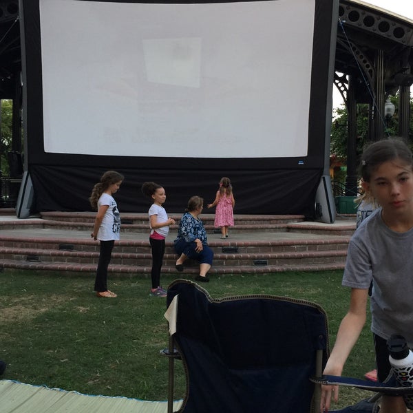 Movies In The Park Dunedin, FL