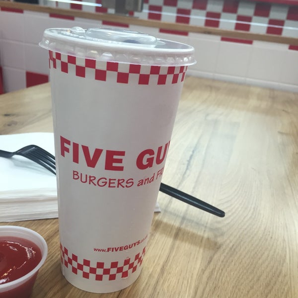 Photo taken at Five Guys by EMTEE on 2/9/2016