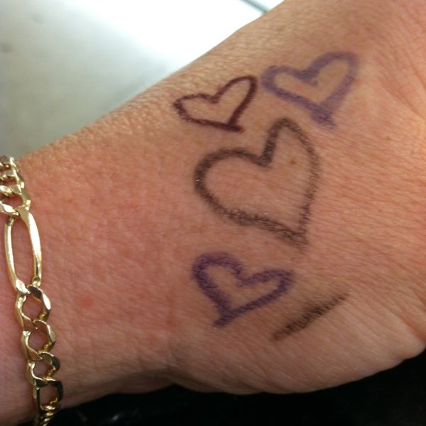 M.A.C. Cosmetics Cosmetics Store in Bakersfield