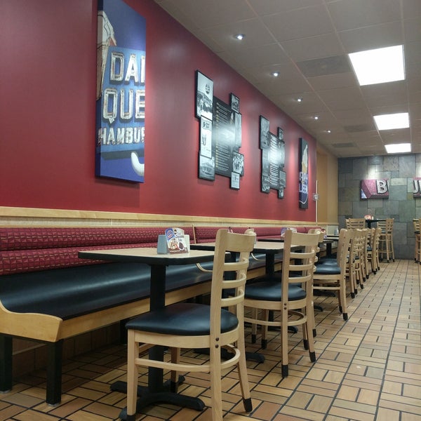 Dairy Queen Ice Cream Parlor in Roanoke