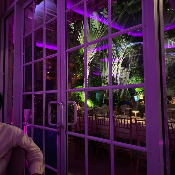 8/1/2021 tarihinde Mohammed A.ziyaretçi tarafından Villa Azur Restaurant and Lounge'de çekilen fotoğraf