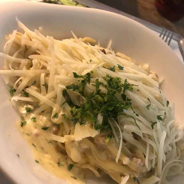 Photo taken at Vapiano by Neda N. on 4/5/2018