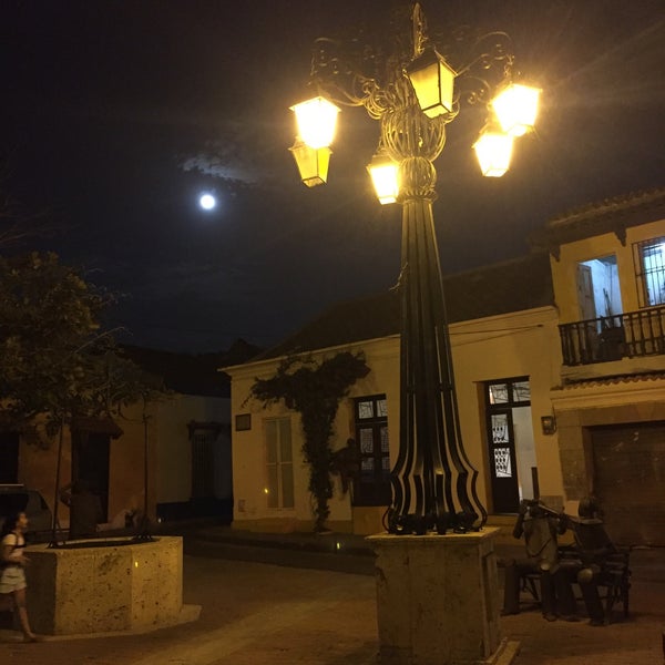 รูปภาพถ่ายที่ Basilica Pizzería Café โดย Pablo M. เมื่อ 12/28/2015