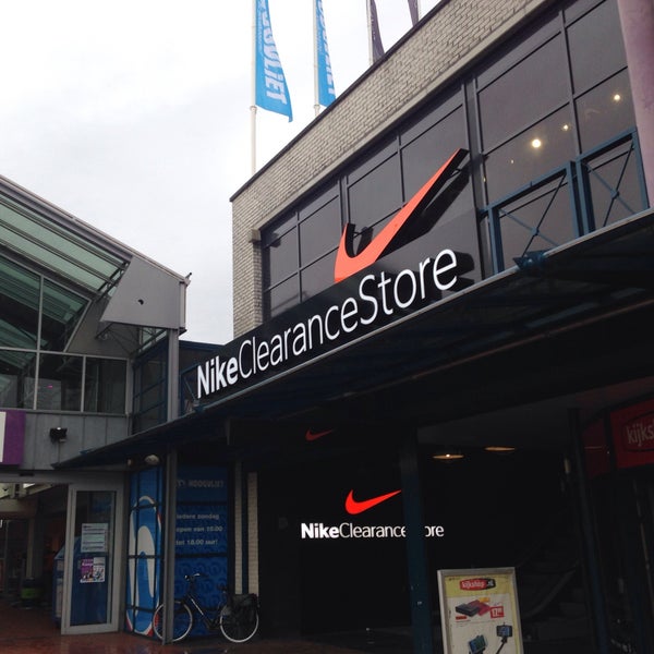 Photos at Nike Clearance Store - Zamenhofdreef - 2 Seinedreef