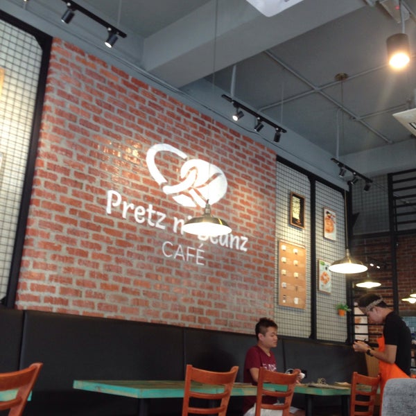 2/26/2017 tarihinde Sha s.ziyaretçi tarafından Pretz n&#39; Beanz Cafe'de çekilen fotoğraf