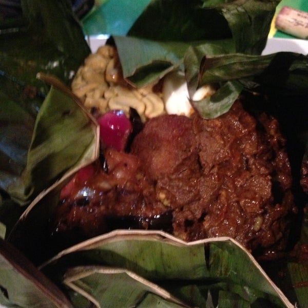The lamb lampri is a taste of heaven, served in a banana leaf. Also check out the kotthu.