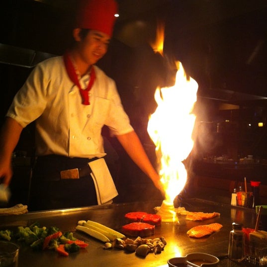 Foto tomada en Japon Steak House &amp; Sushi Bar  por Linda el 11/29/2012