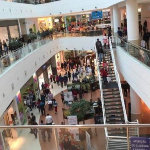 Foto scattata a Shopping Palladium da Steven Y. il 10/23/2021