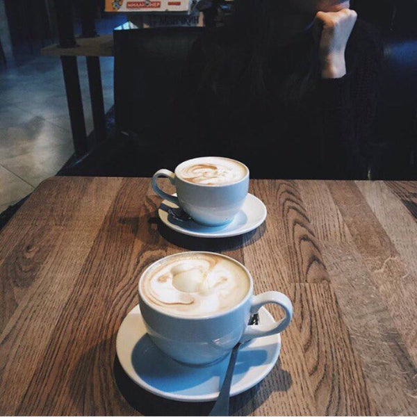 12/2/2015 tarihinde TONY M.ziyaretçi tarafından Wake Up Coffee'de çekilen fotoğraf