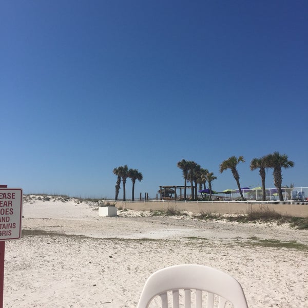 Photo taken at Holiday Inn Resort Pensacola Beach by Lisa P. on 4/5/2016