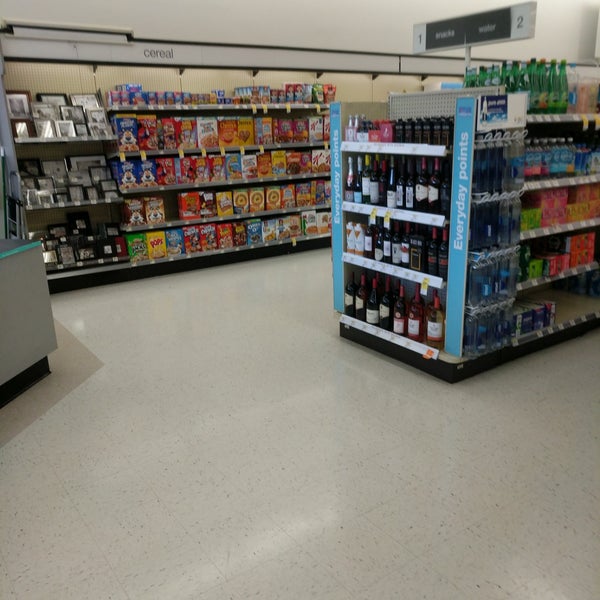 Walgreens Pharmacy in Arlington