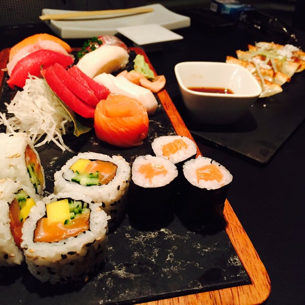 Photo taken at SushiCafé Avenida by Sofia G. on 11/13/2015