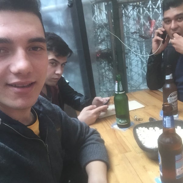 4/13/2019에 Durmuş Ç.님이 E5 Pub에서 찍은 사진