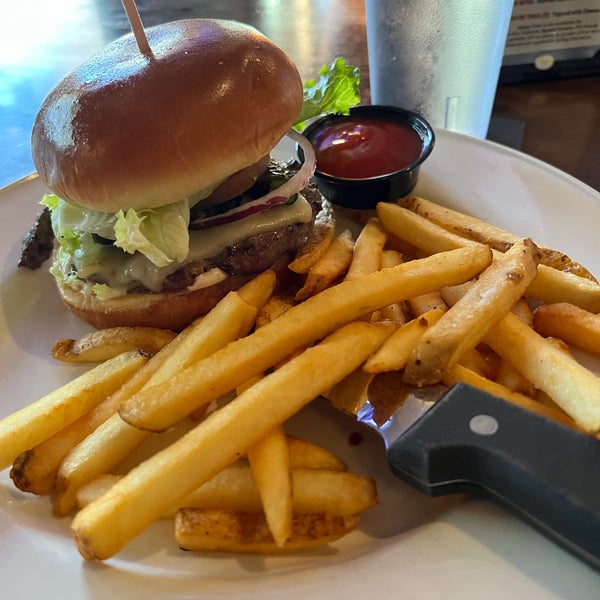 Fuego Sports Bar & Club Heritage District 1 tip from 167 visitors