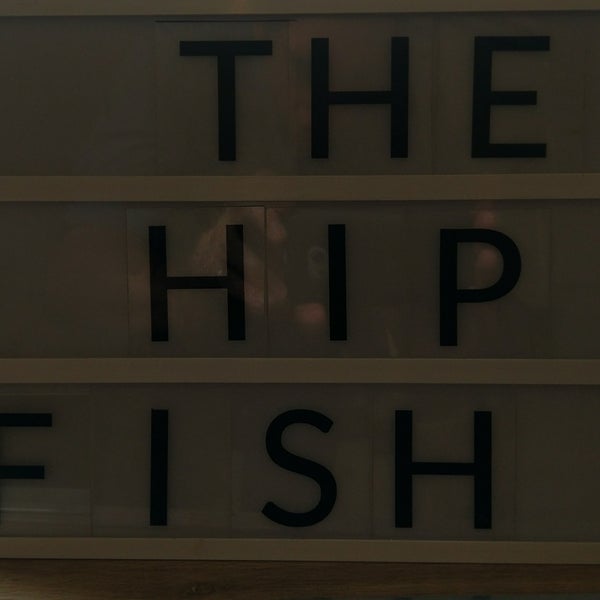 Foto tirada no(a) The Hip Fish por Charlie R. em 9/7/2017